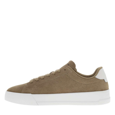 Tennis sable en cuir et doux au toucher avec un...