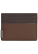 Thumbnail Porte-cartes en cuir marron aspect grainé pourvu d'une plaque embossée - Image 2