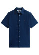 Thumbnail Chemise en coton marine unie avec une coupe droite et un col à revers