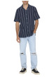 Thumbnail Chemise marine à rayures avec une coupe droite et un col à revers