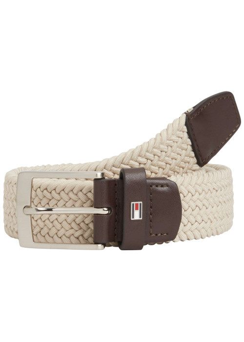 Ceinture écrue en maille tressée pourvue d'une fermeture par boucle ardillon