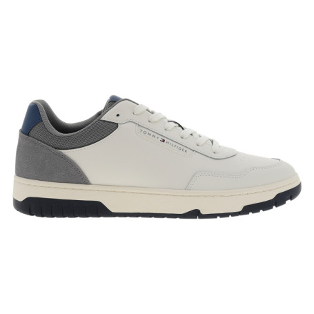 Tennis grises à talon plat avec un patch de la...