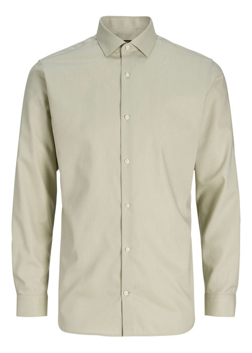 Chemise en coton biologique verte unie avec une coupe slim et un col à français