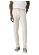 Thumbnail Pantalon chino beige à coupe slim pourvu du patch de la marque - Image 3