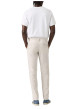 Thumbnail Pantalon chino beige à coupe slim pourvu du patch de la marque - Image 4