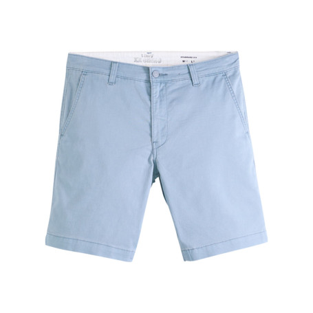 Short chino bleu à coupe droite pourvu du patch...