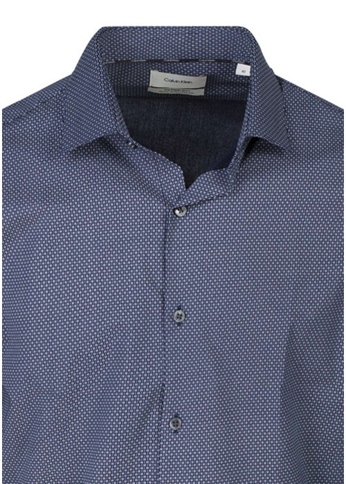 Chemise en coton bleu marine à motifs avec une coupe slim et un col français