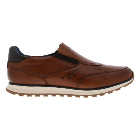 Sneakers en cuir cognac à talon plat avec une...