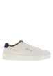 Thumbnail Sneakers blanches avec un logo de la marque et des lacets plats