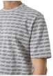 Thumbnail T-shirt gris structuré à motifs avec une coupe droite et un col rond - Image 5