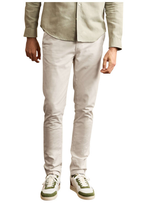 Pantalon chino en coton écru uni avec une coupe slim et un logo bleu brodé