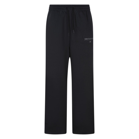 Pantalon jogging noir uni avec une coupe large...