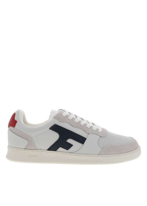 Tennis Hazel en cuir bleu marine à talon plat avec des lacets plats blancs