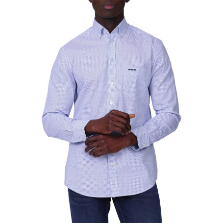 Chemise en coton bleue à motifs avec une coupe...
