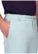 Thumbnail Pantalon chino vert d'eau uni avec une coupe ajustée à zip et à bouton - Image 4