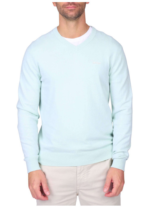 Pull en coton bleu ciel uni avec une coupe droite et un col V