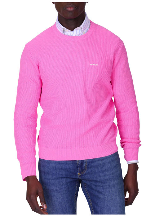 Pull en coton biologique rose uni avec une coupe droite et un col rond