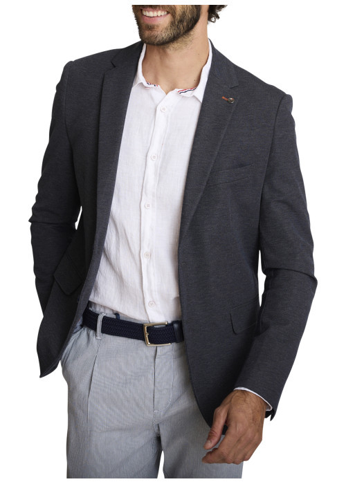 Blazer marine à coupe ajustée pourvu d'un col tailleur et de manches longues