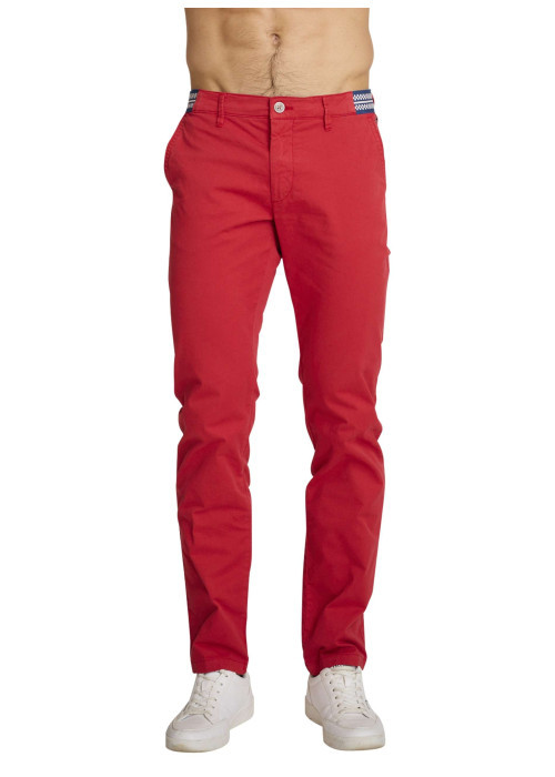 Jean en coton rouge à coupe ajustée pourvu de multiples poches