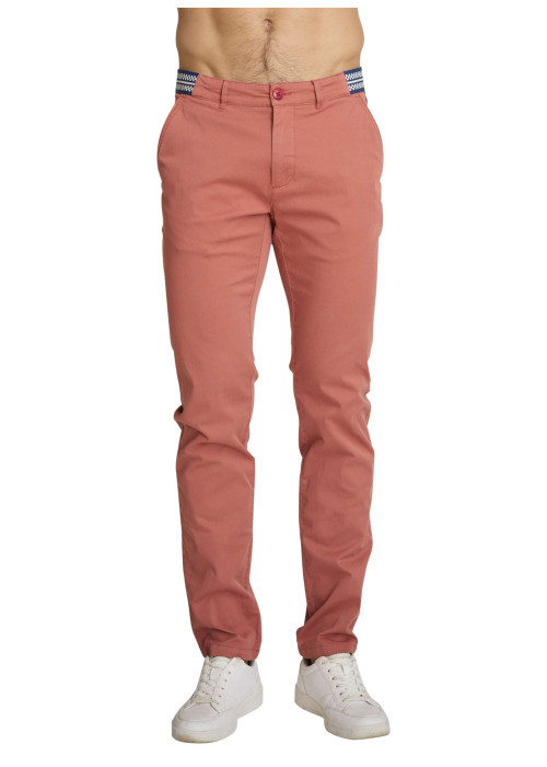Jean en coton rose à coupe ajustée pourvu de multiples poches