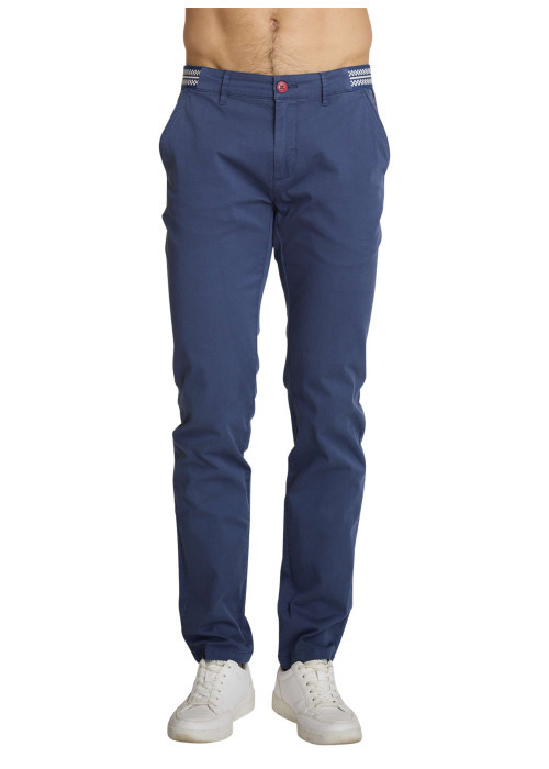 Jean en coton bleu à coupe ajustée pourvu de multiples poches