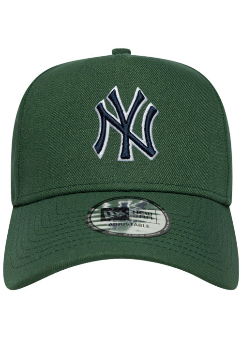 Casquette verte unie en forme carrée avec une fermeture snapback
