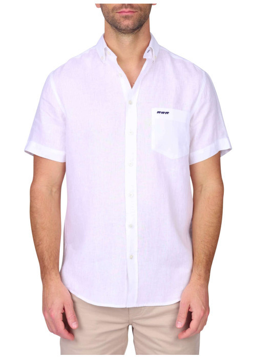 Chemise en lin blanche unie avec une coupe droite et un col boutonné