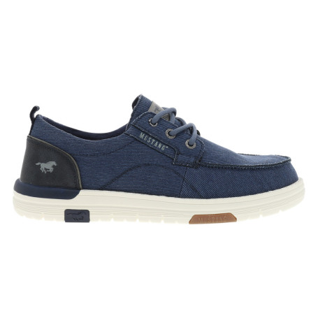 Baskets bleus avec un talon plat et des lacets...