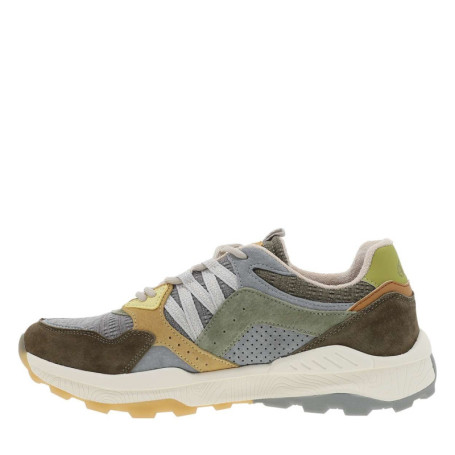 Baskets running olive et grises avec un talon...