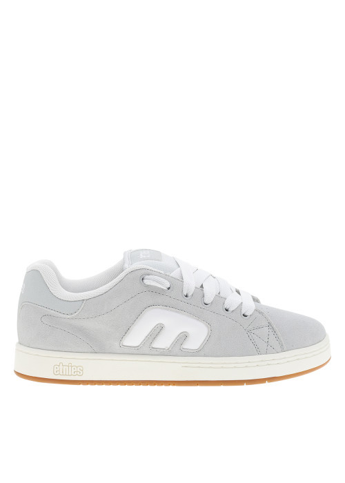 Baskets skate en cuir grises avec un talon plat...