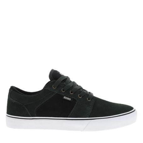 Baskets skate en cuir vertes avec un talon plat...