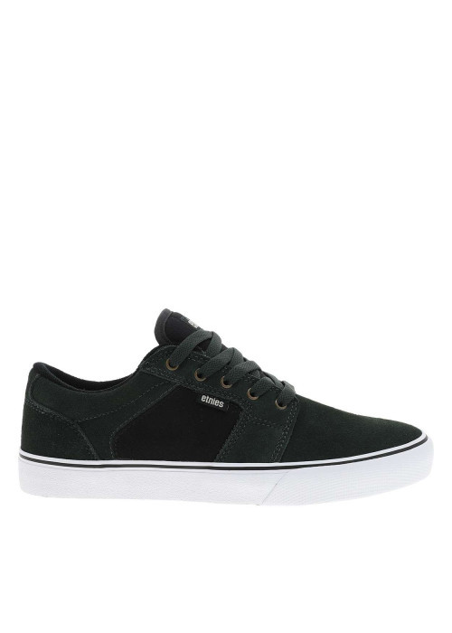Baskets skate en cuir vertes avec un talon plat...
