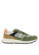 Thumbnail Baskets running vertes avec un talon plat et des lacets tressés
