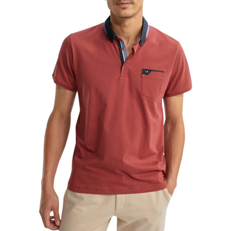 Polo en coton rouge uni pourvu de manches...