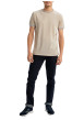 Thumbnail T-shirt beige uni pourvu de manches courtes et d'un col rond - Image 3