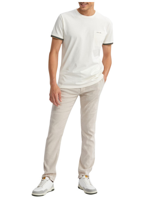 T-shirt en coton ecru uni pourvu de manches courtes et d'un col rond