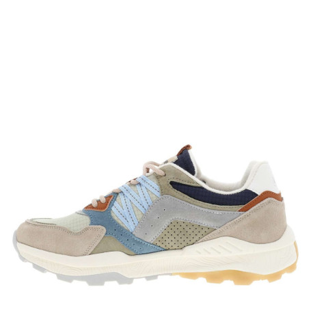 Baskets running vertes avec un talon plat et...