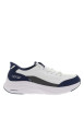 Thumbnail Baskets blanches avec un patch sur la languette et une fermeture slip-on