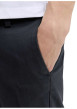 Thumbnail Short chino en coton marine uni pourvu de passants pour la ceinture - Image 7