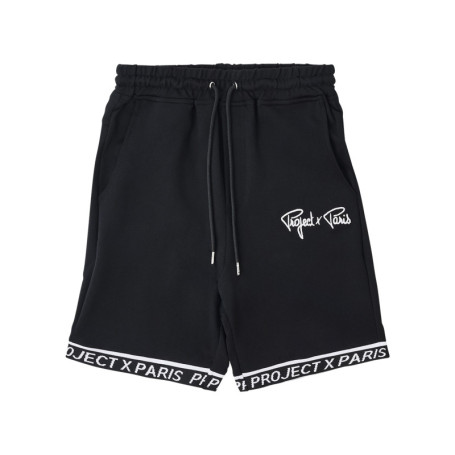 Short Jogging noir uni avec une coupe droite et...