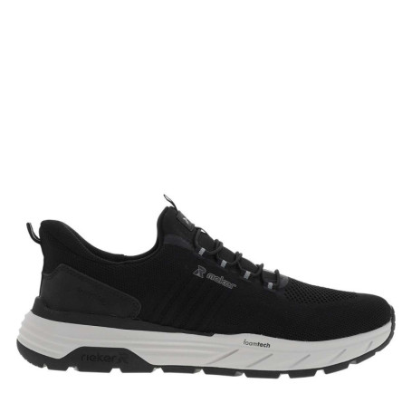 Sneakers noires à semelle plate avec une...