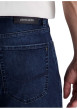 Thumbnail Jean indigo avec une coupe ajustée et une fermeture zippée avec un bouton - Image 6