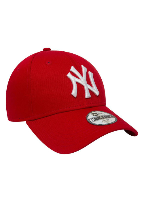 Casquette rouge unie avec logo de la marque brodé et à fermeture boucle inox