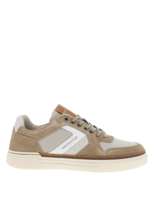 Tennis beiges et marron en cuir avec un talon plat et des lacets