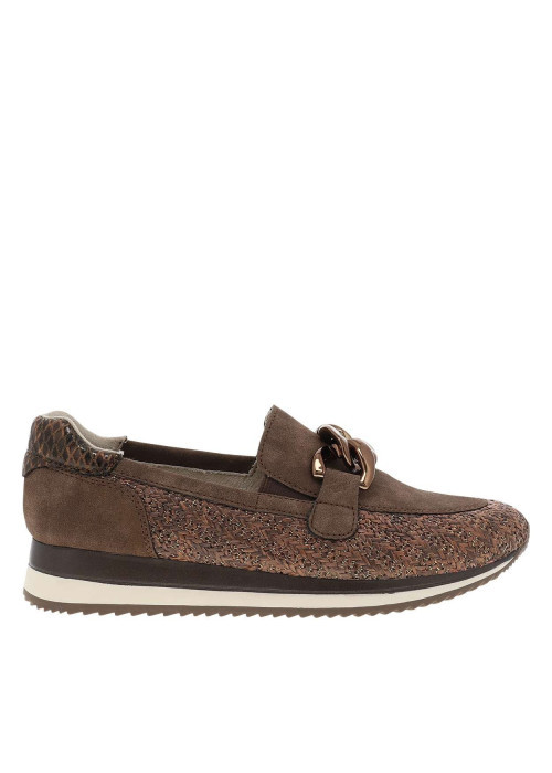 Mocassins marron à talon plat avec une...