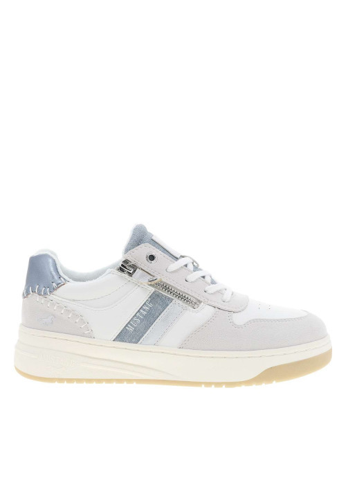 Sneakers blanches à talon plat avec une...