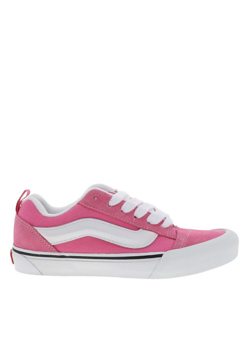 Baskets roses en cuir avec un talon plat et des...