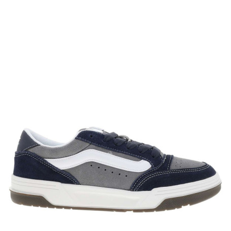 Baskets bleu marine en cuir avec un talon plat...