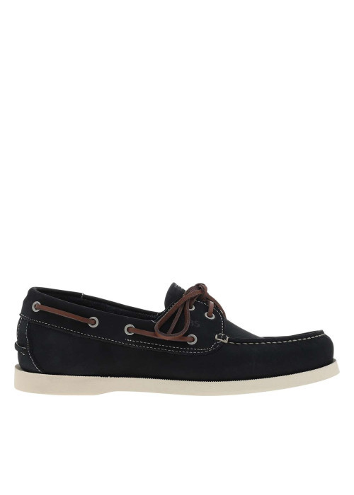 Mocassins bateau noires en cuir avec un talon...