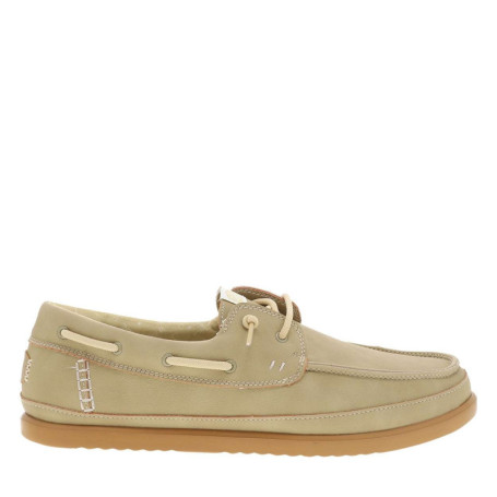 Mocassins verts avec un talon plat et des...